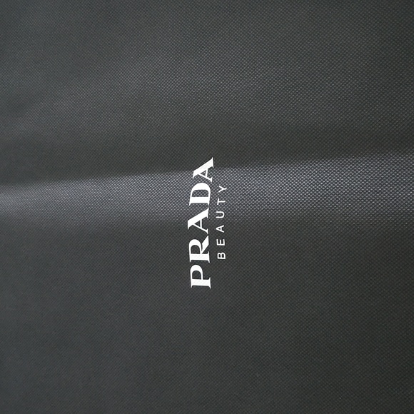 Brand New PRADA TOTE & POUCH never used Prada reversible tote bag Prada beauty - Picture 5 of 5